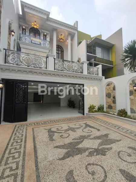 image RUMAH CANTIK 4 LANTAI SHM DI MAMPANG (1)