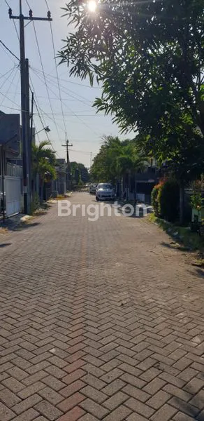 image DIJUAL RUMAH STRATEGIS BABATAN, DEKAT UNESA & PAKUWON MALL (3)