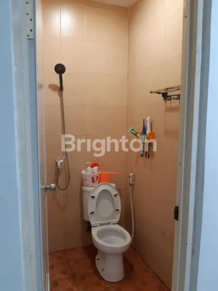 image DI JUAL RUMAH 2¾ LANTAI FULL COR – MUTIARA TAMAN PALEM, CENGKARENG JAKARTA BARAT (5)