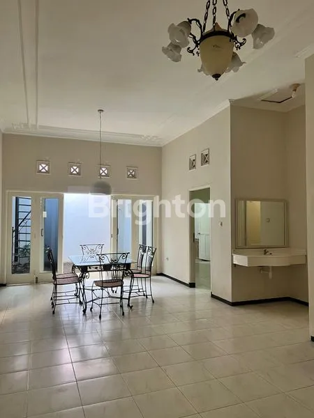 image RUMAH DI ISTANA DIENG MALANG (8)