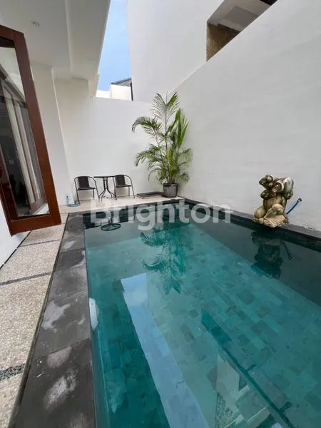 image JUAL ATAU SEWA RUMAH 2 LANTAI DI TAMAN MUMBUL  (2)