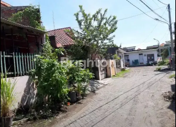 image RUMAH MURAH DI MEDOKAN AYU DEKAT KAMPUS UPN, UIN, DAN AKSES TOL  WARU JUANDA (2)