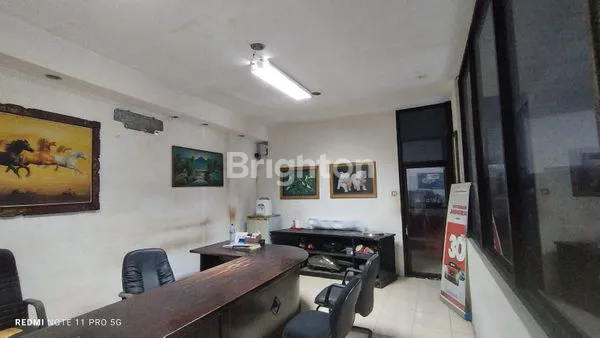 image GUDANG EKS SHOWROOM SIAP PAKAI DI DENPASAR UTARA (7)