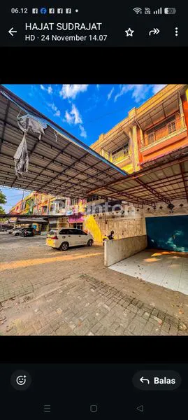 image RUKO GAGAK HITAM JALAN RINGROAD MEDAN (2)