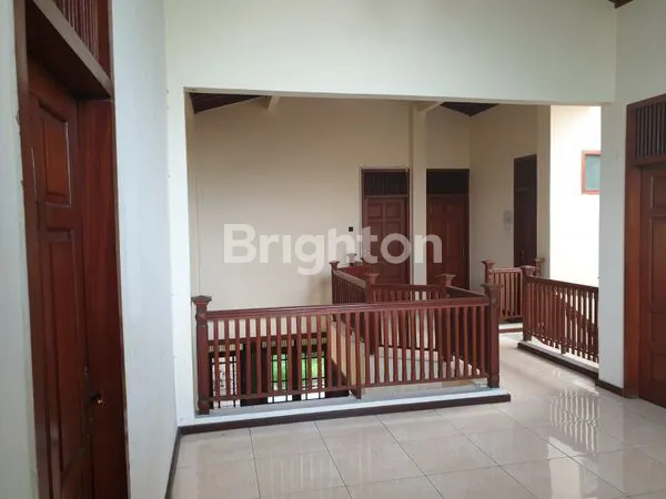 image RUMAH 2 LANTAI SIAP HUNI DI LEBAK BULUS, DEKAT MRT (3)