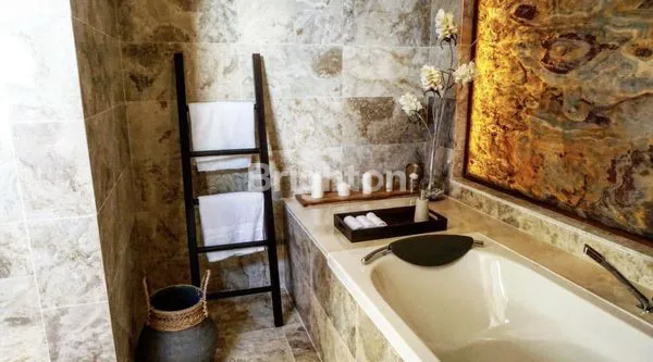 image HUNIAN EKSKLUSIF 4 KT DENGAN KOLAM RENANG PRIBADI (7)