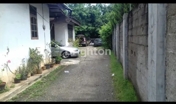 image RUMAH BESAR + RUMAH KOS AKTIF DI AMPERA RAYA, PARKIR 10 MOBIL (5)