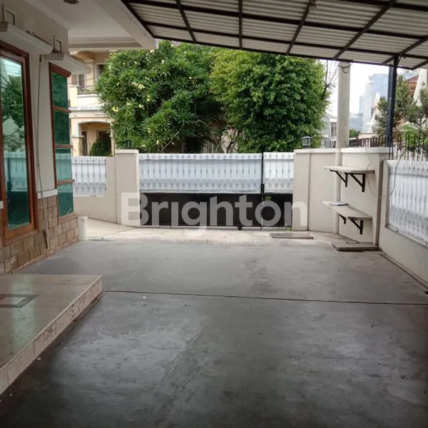 image DI JUAL CEPAT RUMAH HOOK 2 LANTAI DI SUNTER KIRANA. SUNTER JAKARTA UTARA (2)