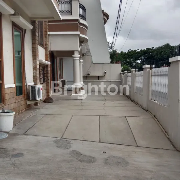 image DI JUAL CEPAT RUMAH HOOK 2 LANTAI DI SUNTER KIRANA. SUNTER JAKARTA UTARA (3)