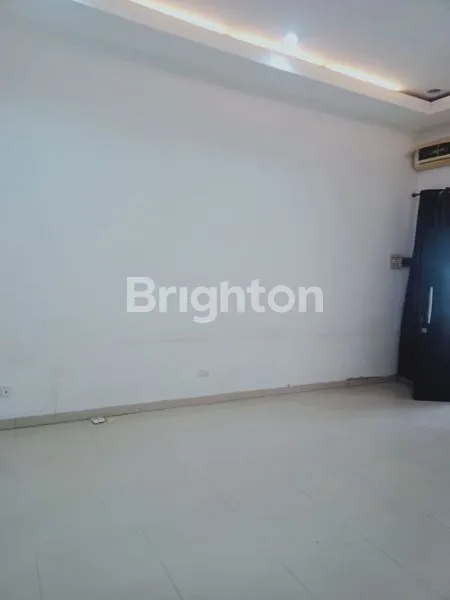 image RUMAH SIAP HUNI LT 126 LB 110 DI GADING SERPONG (5)