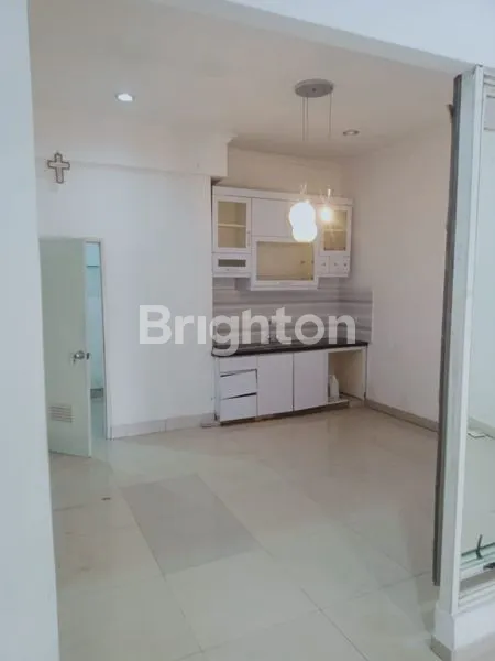 image RUMAH SIAP HUNI LT 126 LB 110 DI GADING SERPONG (3)