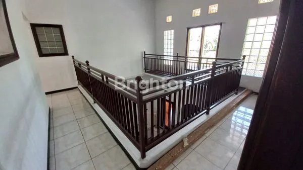 image RUMAH STRATEGIS 2 LANTAI, 4 KT 3 KM (3)