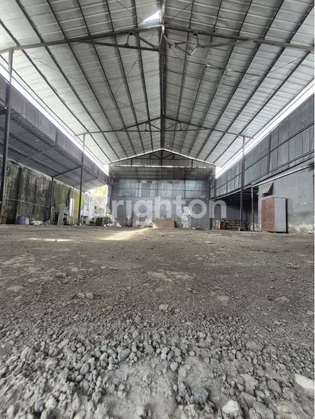 image DISEWAKAN GUDANG STRATEGIS DI DENPASAR TIMUR, AKSES JALAN UTAMA (2)