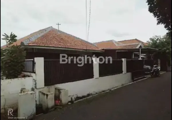 image RUMAH LUAS MURAH DI CIPULIR JAKSEL (1)