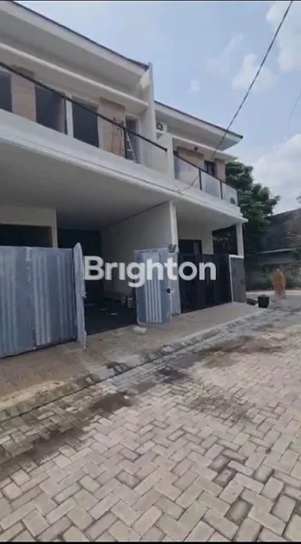 image RUMAH WIYUNG BRANTAS PERMAI, 2 LANTAI, BARU. (7)