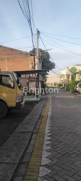 image RUMAH MURAH DI MEDOKAN AYU DEKAT KAMPUS UPN, UIN, DAN AKSES TOL  WARU JUANDA (7)