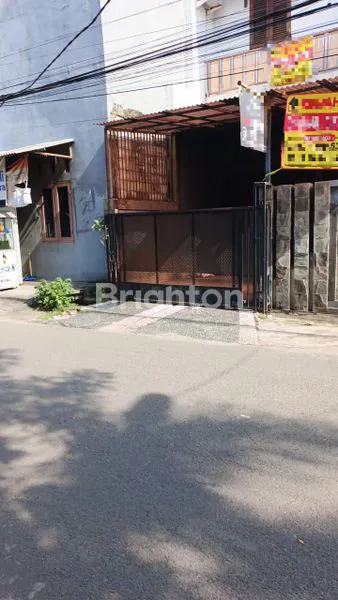 image RUMAH 2 LANTAI LT 144M² DI SEMANAN, DEKAT GREEN LAKE (1)