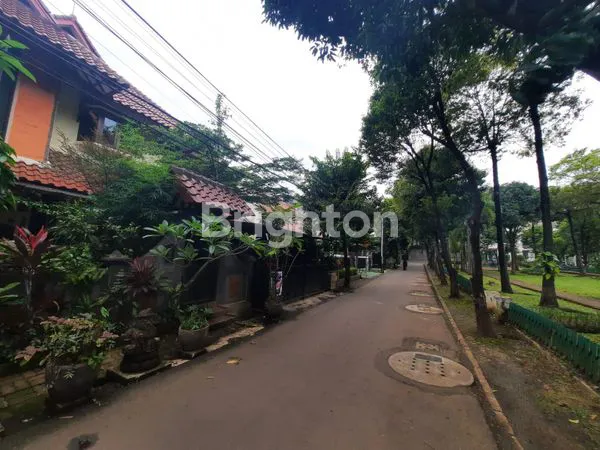 image RUMAH DI JL HANG JEBAT JAKARTA SELATAN (2)