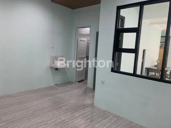 image SEWA RUMAH FURNISHED KOTABARU PARAHYANGAN BANDUNG KT4+1 HANYA 65JUTA/TAHUN (5)