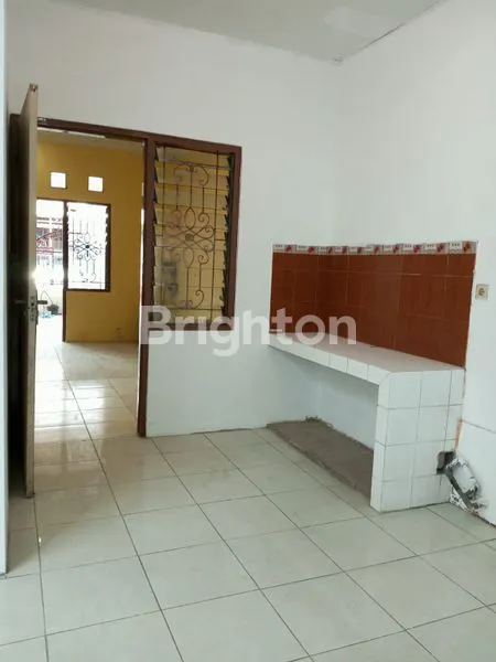 image RUMAH SIAP HUNI DI PERUM BATURSARI PLAMONGAN MRANGGEN (5)
