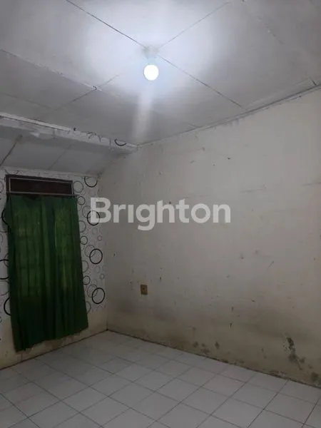 image RUMAH DAAN MOGOT ESTATE SATU SEPEREMPAT LANTAI (3)