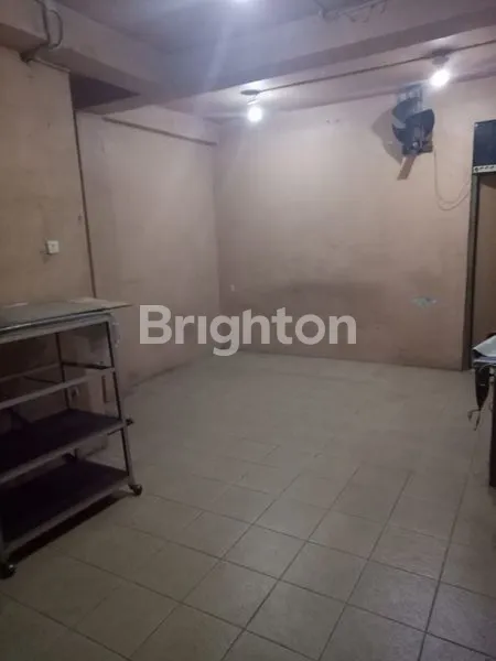 image RUMAH STRATEGIS DURI KEPA, LT 187M² COCOK UNTUK USAHA (3)