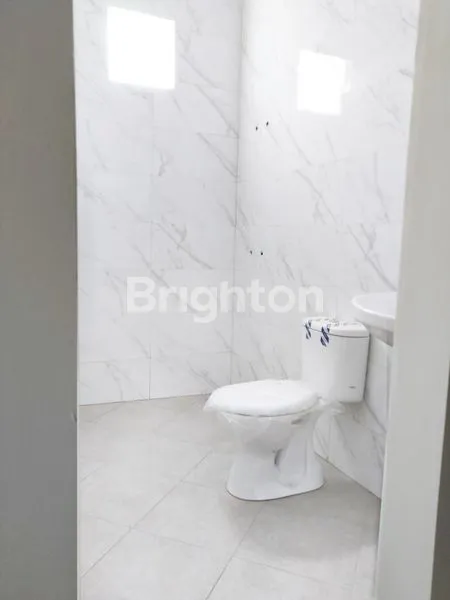 image RUMAH BARU GRESS KLAMPIS SEMOLO TENGAH (4)