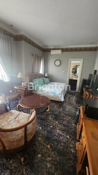 image RUMAH MEWAH 2 LANTAI SEMI FURNISH CLUSTER ALEXANDRIA WISATA BUKIT MAS LIDAH WETAN SURABAYA (6)