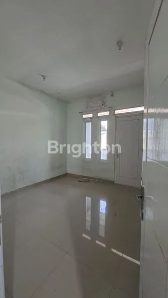 image RUMAH CLUSTER 2 1/2 LT DEKAT LRT CIRACAS (5)