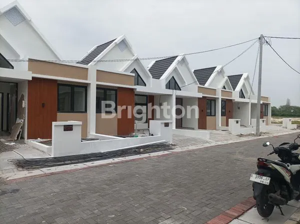 image RUMAH WONOREJO ONE GATE. SURABAYA TIMUR (1)