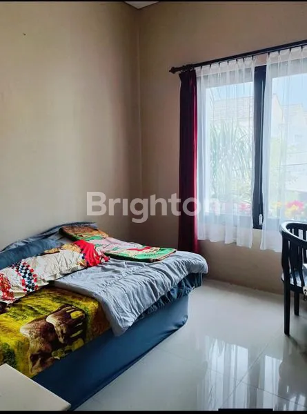 image RUMAH 2 LANTAI SIAP HUNI  DITAMAN GRIYA (5)