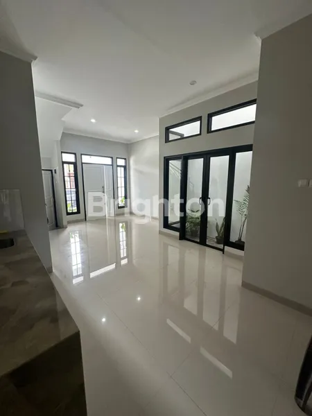 image JUAL CEPAT! RUMAH MEWAH MINIMALIS DI CINERE, SIAP HUNI & BEBAS BANJIR (6)