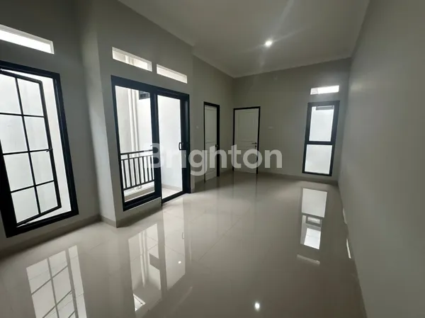 image JUAL CEPAT! RUMAH MEWAH MINIMALIS DI CINERE, SIAP HUNI & BEBAS BANJIR (7)