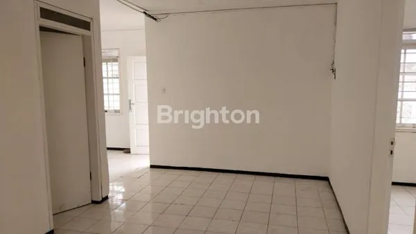 image RUMAH DI WISMA PERMAI BARAT 3 DEKAT GALAXY MALL (8)