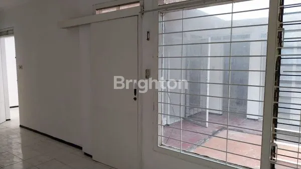 image RUMAH DI WISMA PERMAI BARAT 3 DEKAT GALAXY MALL (6)