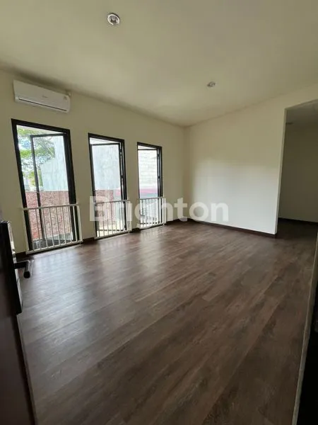 image *HARGA MURAH POLL AKHIR TAHUN*  JUAL RUMAH SIAP HUNI FULL RENOV *ROYAL RESIDENCE* *_(ADDINGTON LUAR CLUSTER)_* (5)