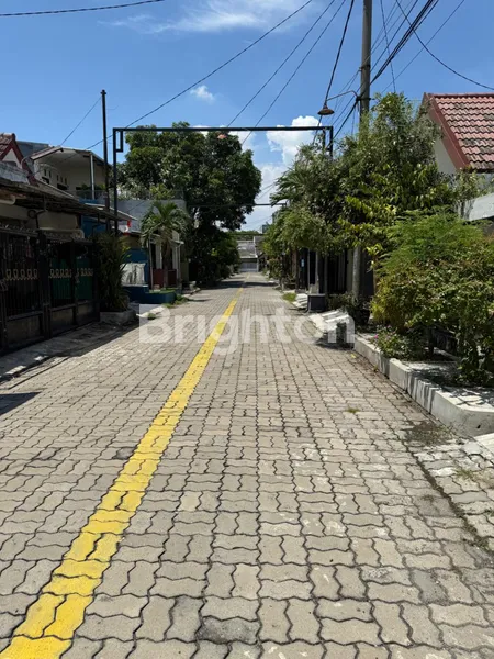 image RUMAH BARU GRESS KAWASAN STRATEGIS WIGUNA TIMUR, SURABAYA TIMUR (2)