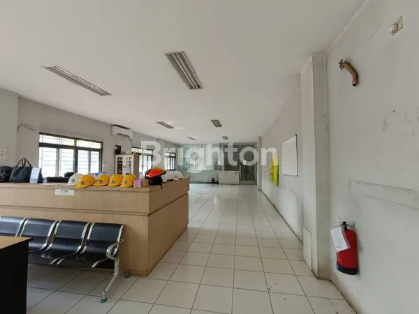 image DIJUAL TANAH DAN BANGUNAN (2)