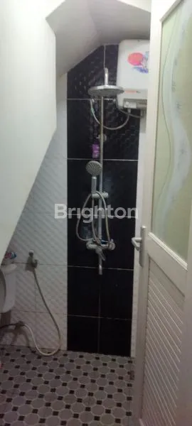 image RUMAH 2 LANTAI SIAP HUNI - HANYA 675 JT DEKAT EXIT TOL CILEUNYI (7)