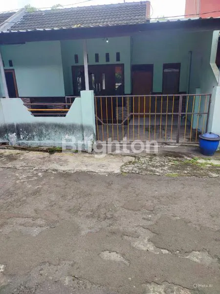 image DIKONTRAKAN RUMAH AREA SULFAT,LINGKUNGAN TENANG,NYAMAN SELANGKAH KE EXIT TOL MADYOPURO,AKSES MUDAH MENUJU KOTA MALANG,8 MENIT MENUJU LAPANGAN RAMPAL (1)