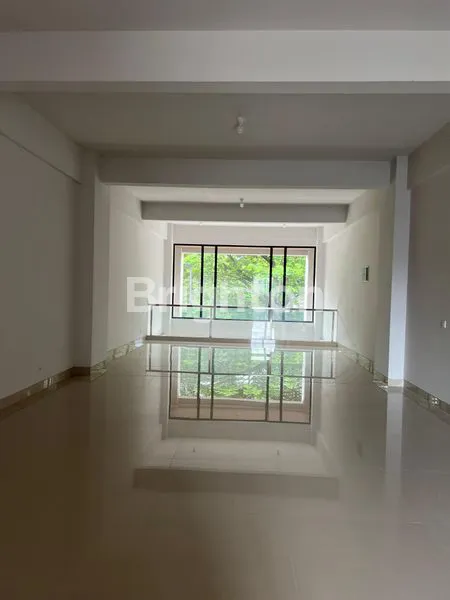 image RUKO BARU 4 LANTAI DI JL. IR. H. SUKARNO, SURABAYA (1)