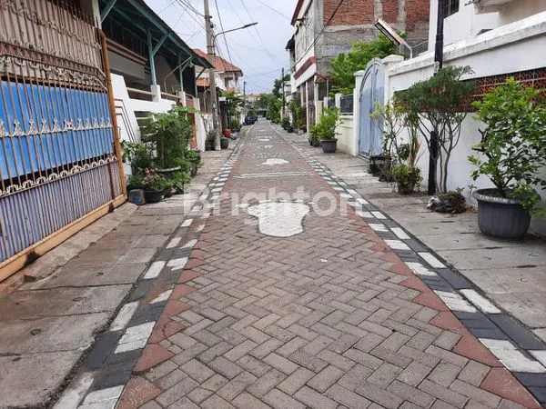 image RUMAH STRATEGIS DI KENJERAN, DEKAT GALAXY MALL (4)