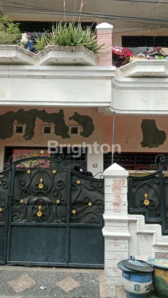 image INVESTASI IDEAL: RUMAH 2.5 LANTAI, SHM, AREA KENJERAN (2)