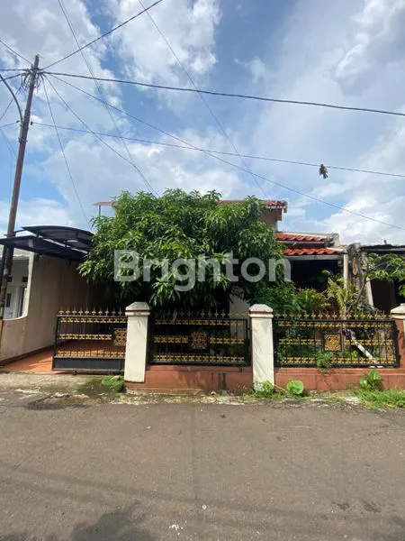 image JUAL RUMAH, LUAS DAN NYAMAN, DILOKASI STRATEGIS (1)