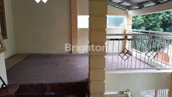 image RUMAH AREA PUNCAK BURING INDAH,SELANGKAH KE GOR,10 MENIT KE EXIT TOL MADYOPURO,5  MENIT KE PASAR GADANG (3)