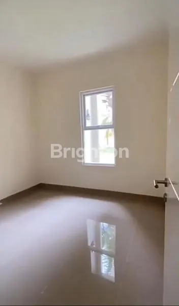 image RUMAH HOOK 2 LANTAI DI SERPONG GARDEN 1, LT 190M² (7)