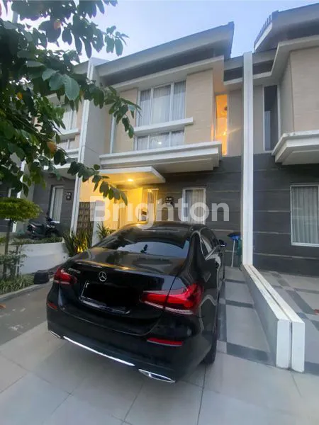 image RUMAH MODERN MINIMALIS CITRALAND CIBUBUR (2)