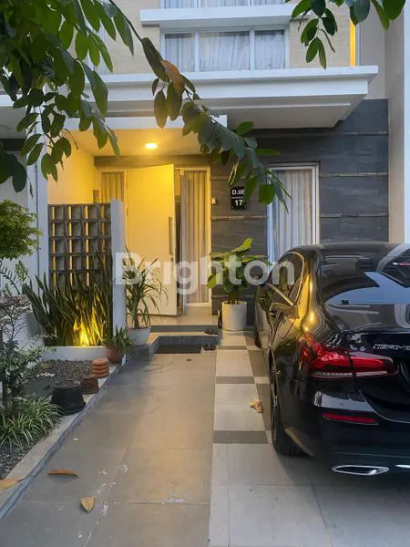 image RUMAH MODERN MINIMALIS CITRALAND CIBUBUR (1)