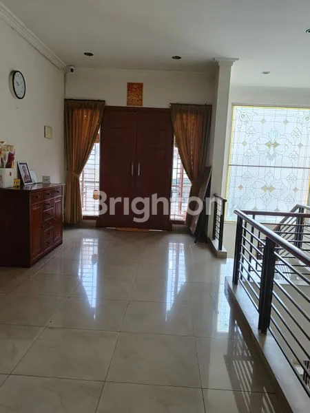 image RUMAH MEWAH SIAP HUNI MUARA KARANG  (4)