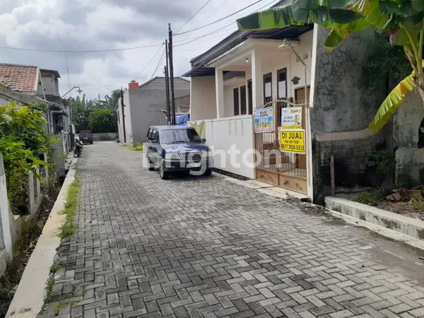 image DIJUAL RUMAH MURAH - BEBAS BANJIR– BAWAH PASARAN |TANAH MAS – SEMARANG (6)